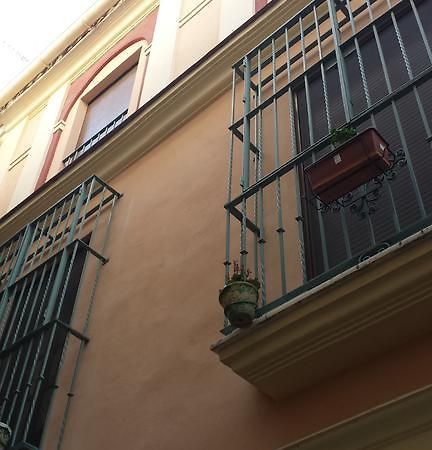 Apartamento San Benito "B" Seville Ngoại thất bức ảnh