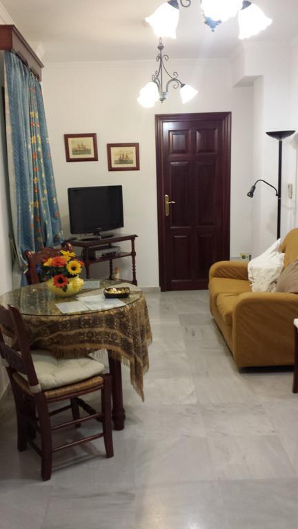Apartamento San Benito "B" Seville Ngoại thất bức ảnh
