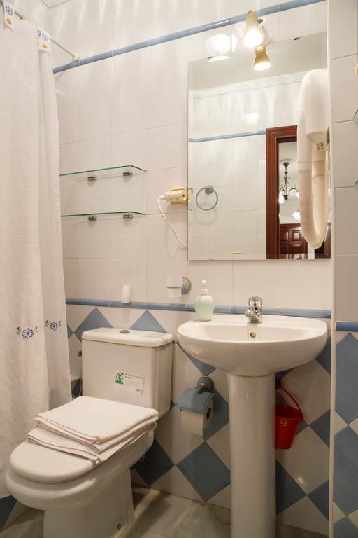 Apartamento San Benito "B" Seville Ngoại thất bức ảnh