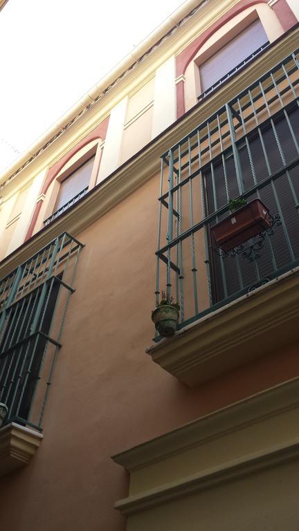 Apartamento San Benito "B" Seville Ngoại thất bức ảnh